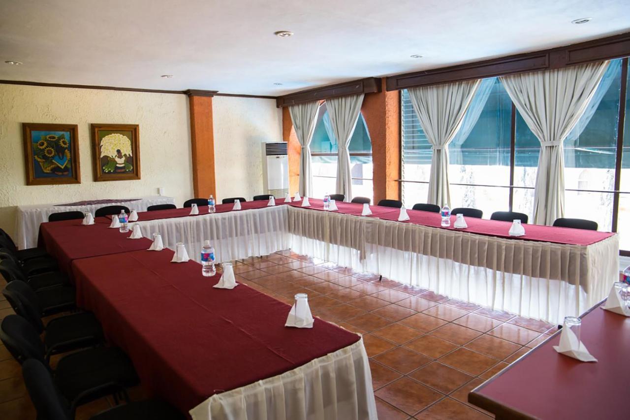 Hotel & Suites Villa Del Sol Morelia Exteriér fotografie