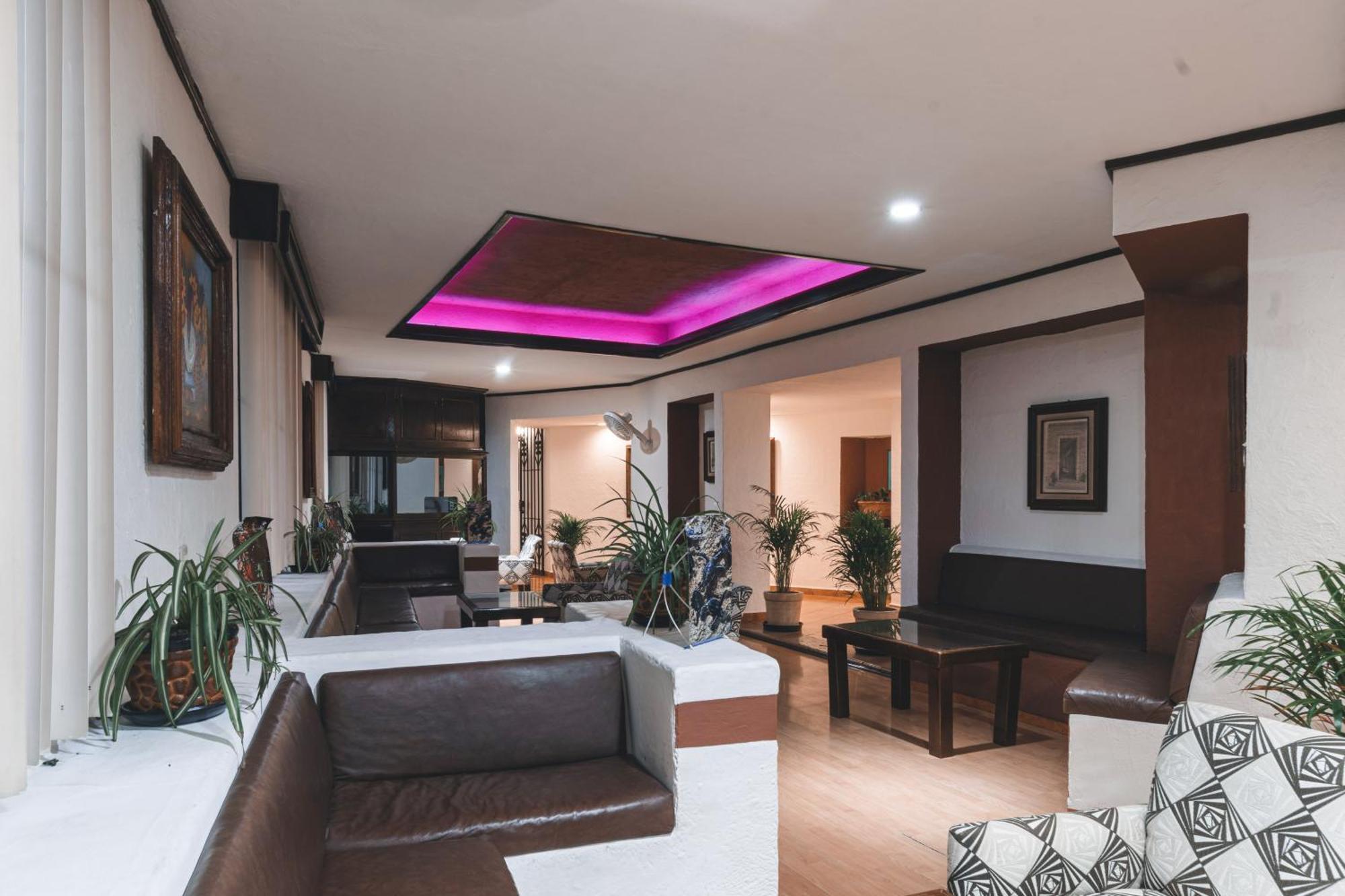 Hotel & Suites Villa Del Sol Morelia Exteriér fotografie