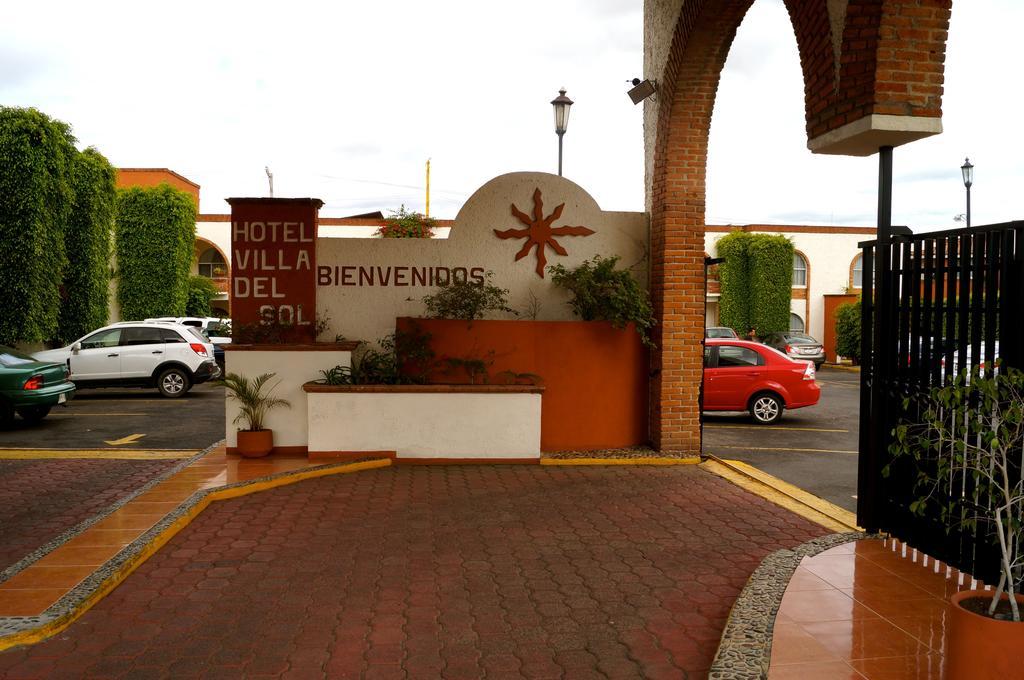 Hotel & Suites Villa Del Sol Morelia Exteriér fotografie